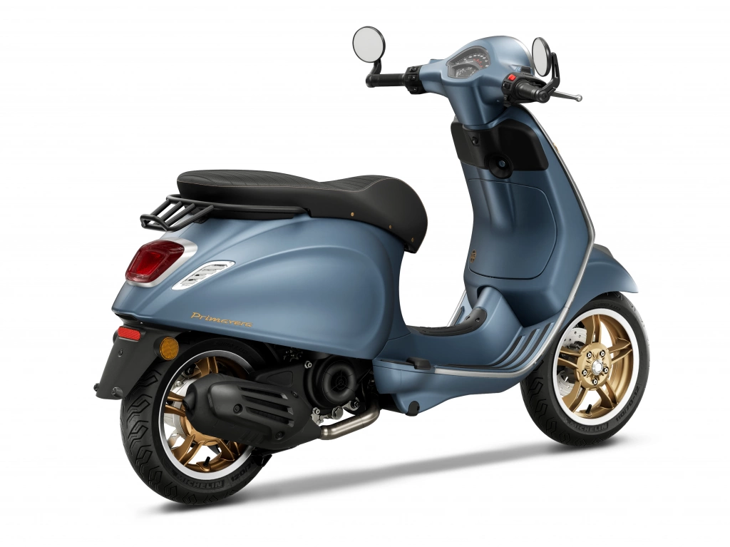 Vespa Primavera 50 Sondermodell OFFICINA 8 hinten rechts